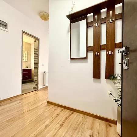 Apartment Panorama View Retreat - Elegant
